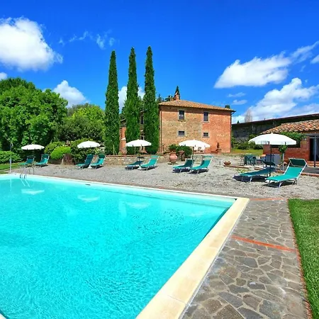 Montecchio Sleeps 3 With Pool Apartment *